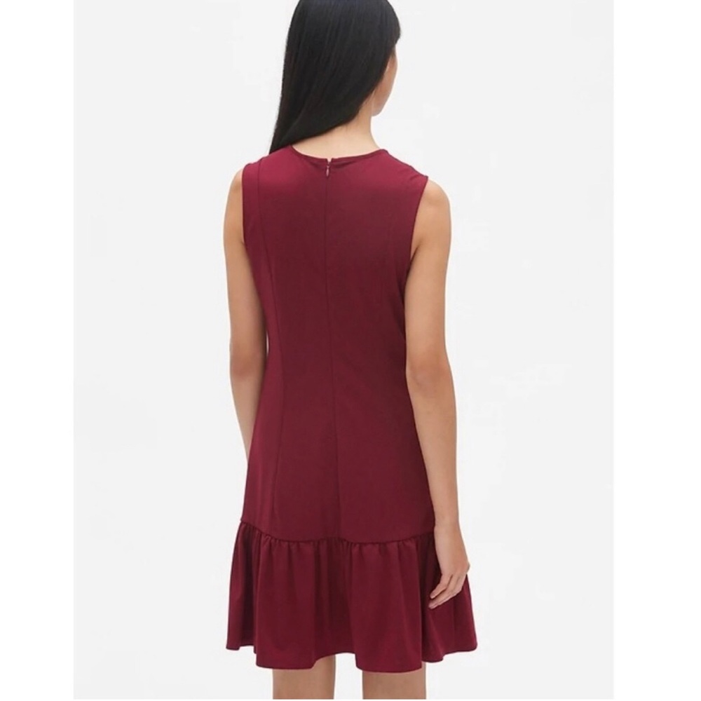 GAP Sleeveless Mini Dress in Burgundy - Picture 2 of 5